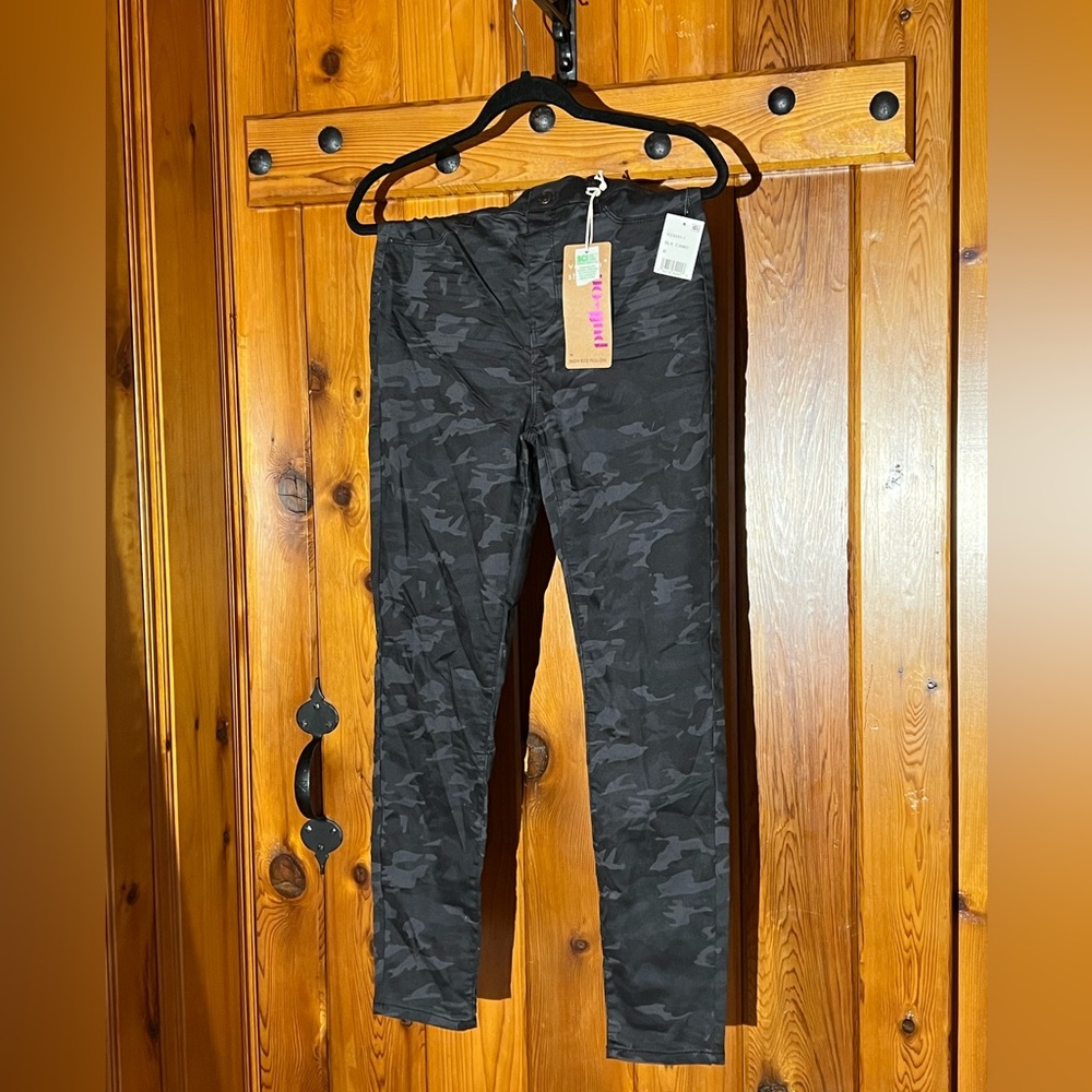 ✨Vanilla Star High Rise Jeans✨